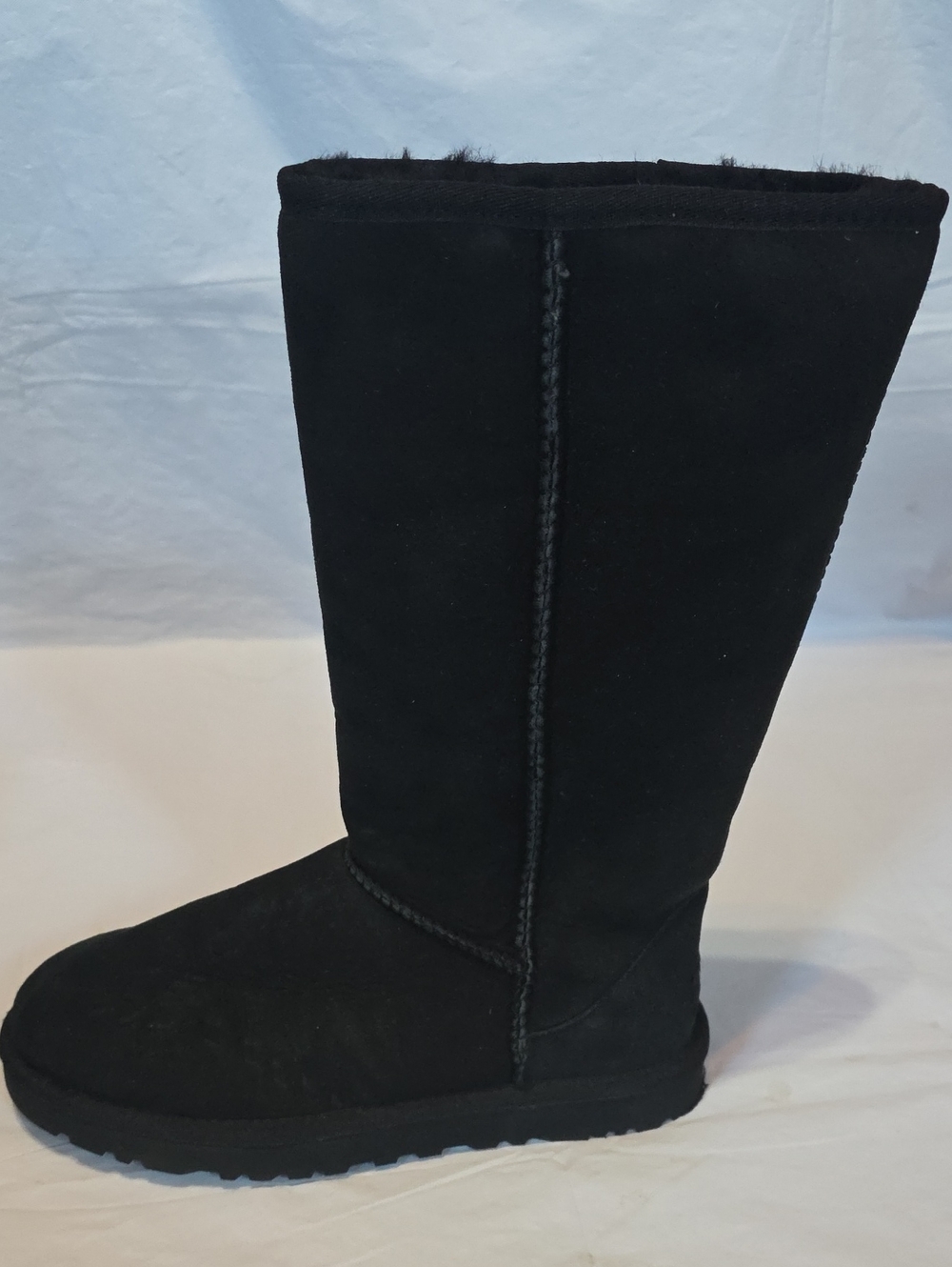 UGG Women's Classic Tall Boots 5815 Sheepskin Black 8 - Picture 4 of 12